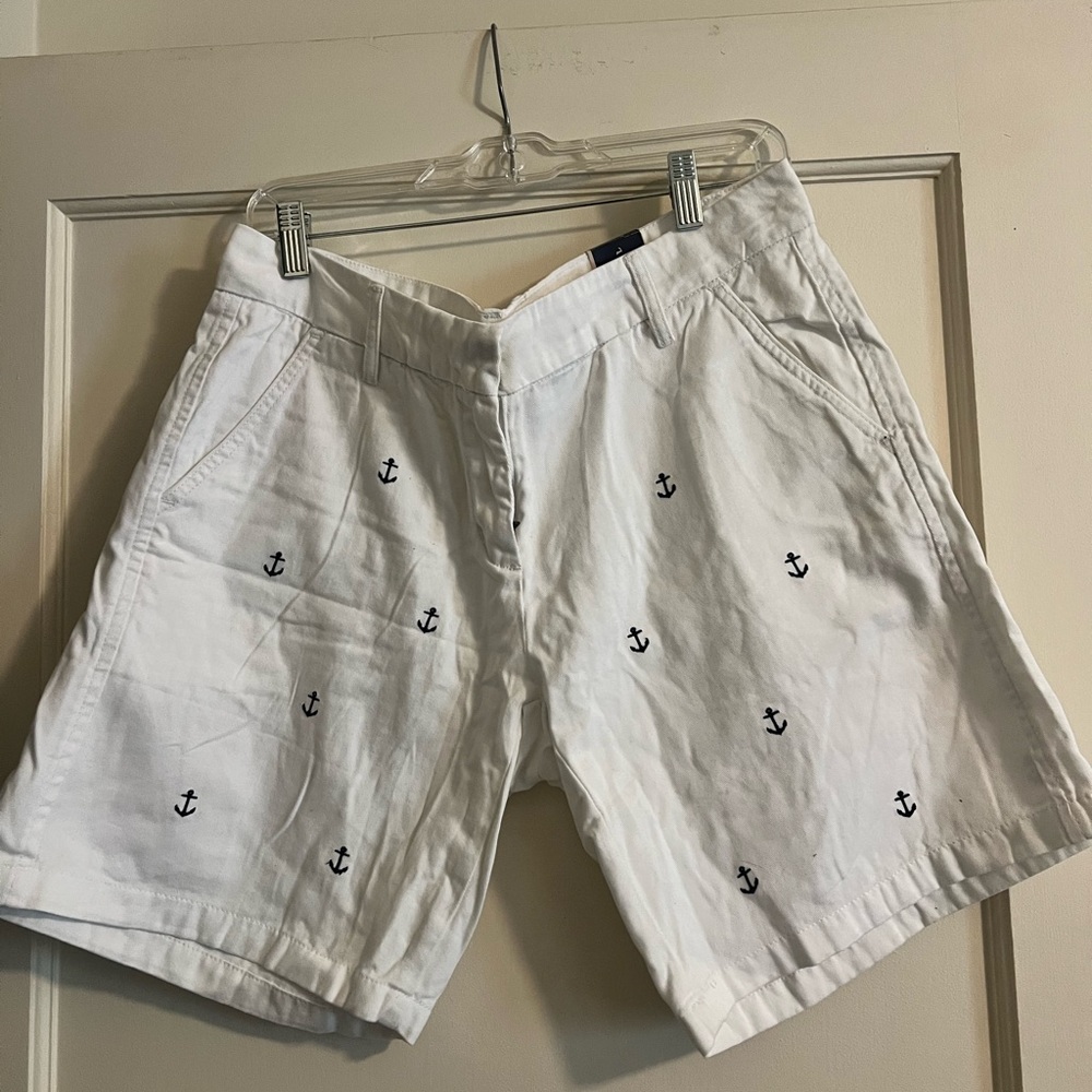 White Anchor-Embroidered Women's Shorts